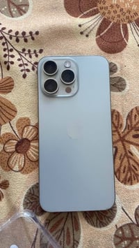ايفون ١٥ برو ماكس • ٢٥٦ • بطاريه ٨٢
