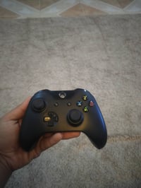 جوستك Xbox One X • نضيف • اربيل