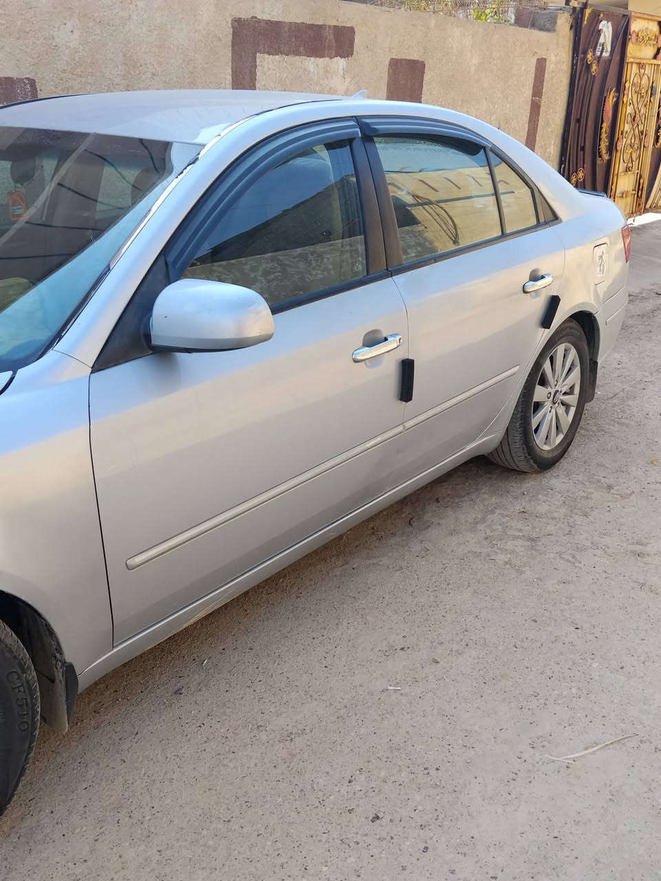 سوناتا ٢٠١٠ • ٢٤٠٠ • رقم ديالى