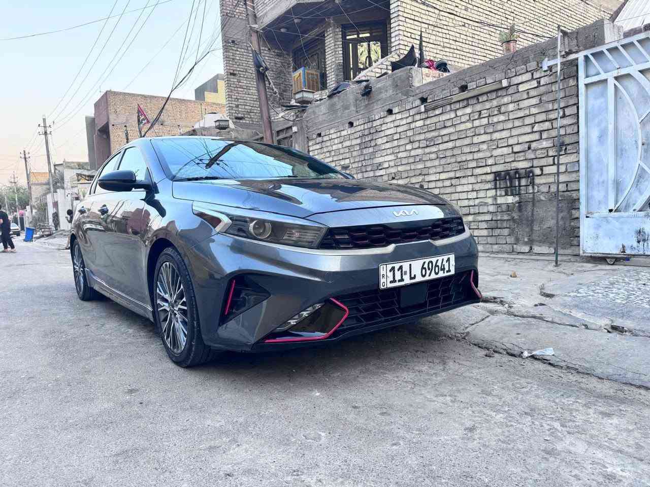 سلام عليكم البيع فورتي مديل 22
وارد امريكي حادث بس جاملق بدون دواخل صور الحادث بل منشور
موصفات سياره GT معروفه
محرك 2000 دوش
سياره ماشيه 37
سياره عله ايد اني مصلحه
مكان سياره بغداد مدينة الصدر الورفلي تصال ***********
سعر 148
سياره جديده بل كرتون
