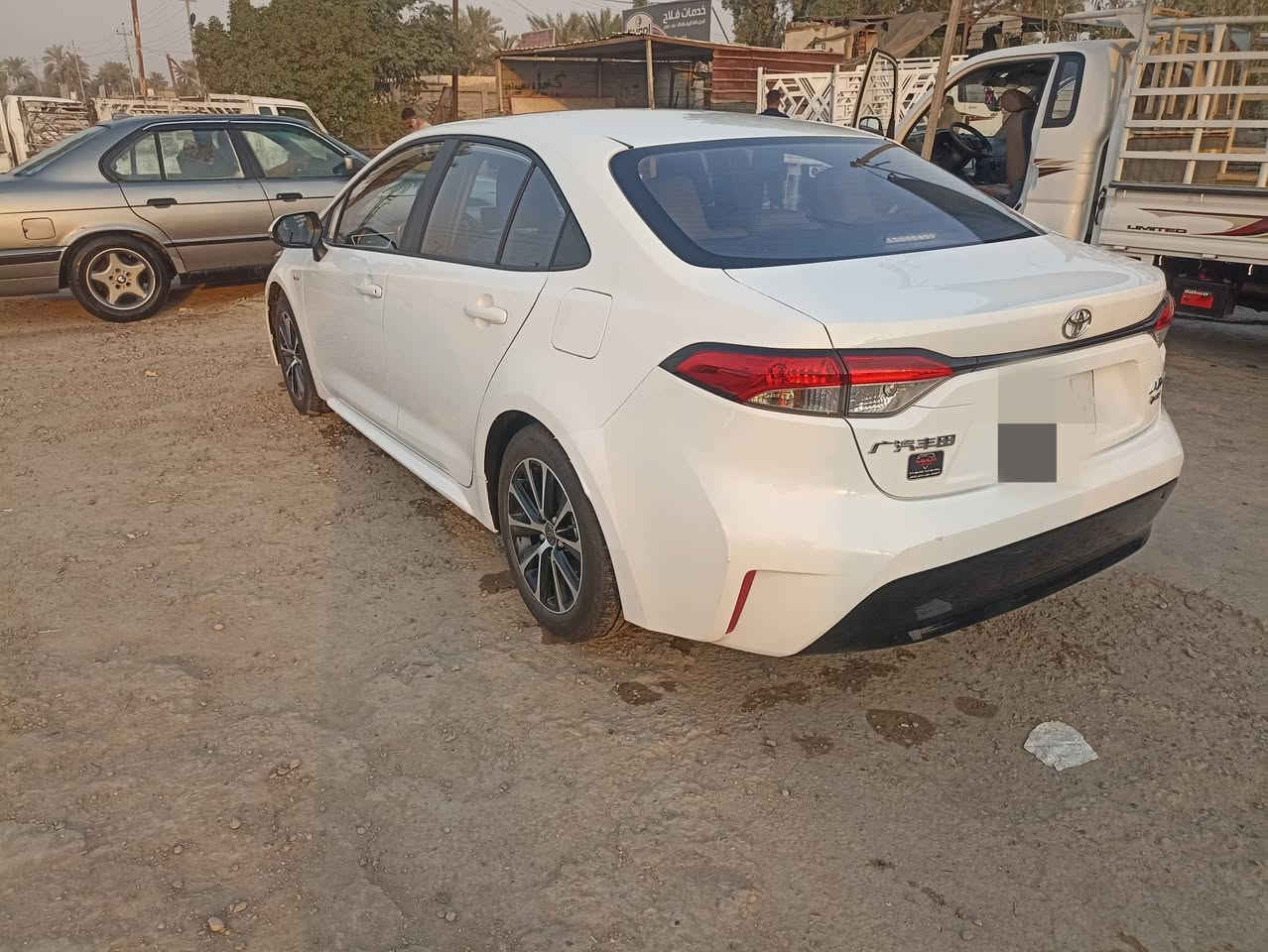السلام عليكم
للبيع تويوتا كورلا 
موديل 2025 
ماشيه 30 الف 
بيها اقل شبر بارد بهلال الجاملغ الخلفي باقي مكفول
فول مواصفات 
رقم بغداد تحويل مباشر 
السعر 150 
واتساب‏‪***********‬‏

للاتصال ***********
مكان السياره بغداد العامريه
