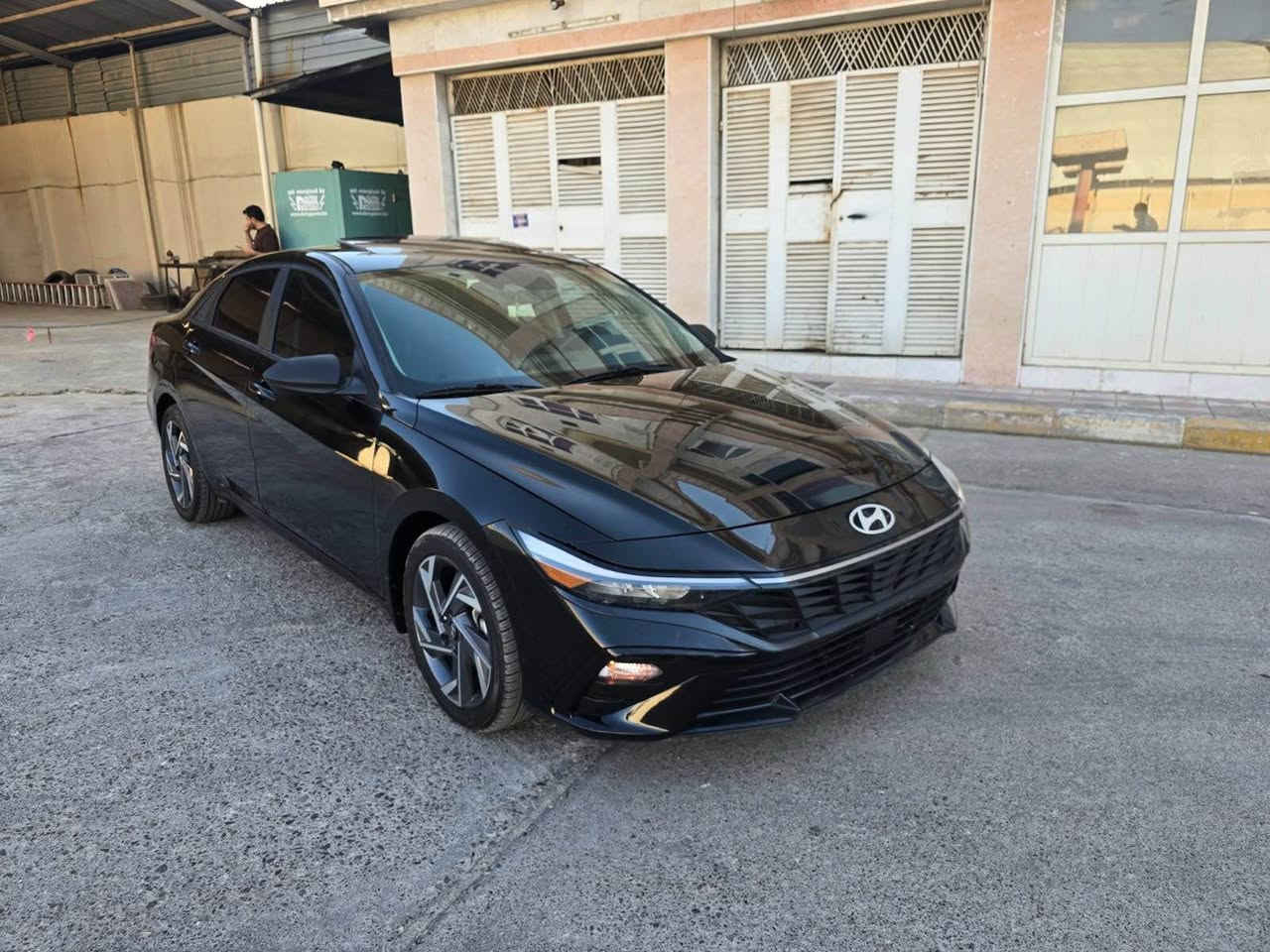 هيونداى النترا 2025 SEL فول مواصفات
بجم سياره كبس بلادى شرط 
السعر : 143 مجال 
ماشية زيرو 2 الف ميل 
حجم المحرك : 2.0L ( 4 سلندر ) دوش 
ملاحظة السيارة : جاملغ و باب صبغ و شوية داخل باب
ايرباگات كلها سليم ما عدا برده
مواصفات
سلايد
بصمة
شاشه دجيتل متصل
اوتو هولد : Auto Hold
اوتو ستارات : Auto Stard
اوتو ستارات : Auto Stop
رادار امامي (تحديد مسار)
رادار جانبي (نقاط عمياء)
رادار خلفي (التحذير من الاصطدام)
حساسات امامي
حساسات خلفي
نظام : Eco
نظام : Normal
نظام : Sport
تحكيم ستيرين
ويل كروم
سياره شرط ترقيم محافظات شماليه
اتصال او واتساب: ‭***********‬
اتصال او واتساب: *********** أربيل, العراق
