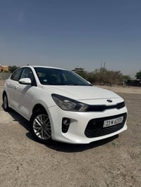 كيا ريو خليجي ماشية ٩٣ الف بيه جاملغ الصدر مصبوغ و بس الاتصال ٠٧٧٦٥٤١٧...