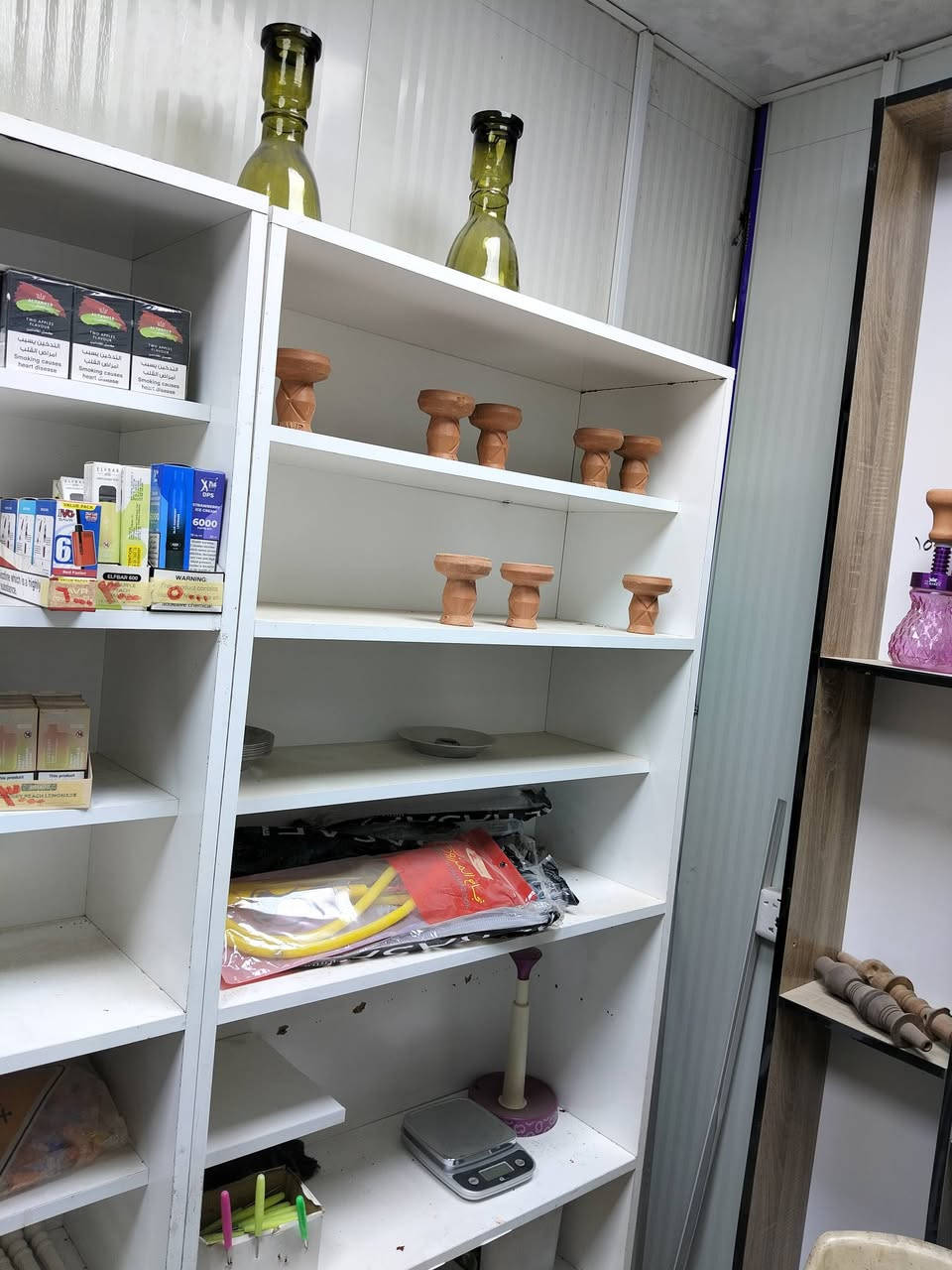للبيع • مجموعة كاملة • مع الأغراض