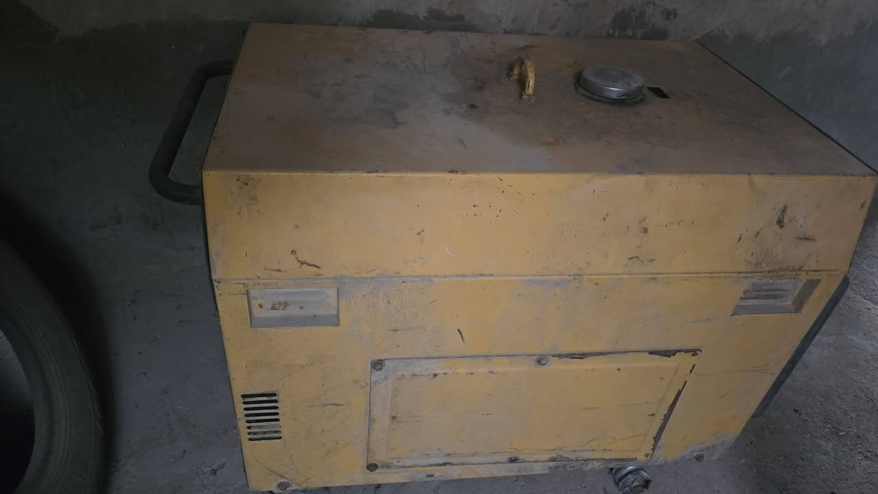 مولده گامه كاتم 20امبير نظيفه وشغاله لا مفتوحه ولا مجفته ابد سعره 400وبيه مجال مكاني النجف
رقمي***********
مولده گامه كاتم 20امبير نظيفه وشغاله لا مفتوحه ولا مجفته ابد سعره 400وبيه مجال مكاني النجف
