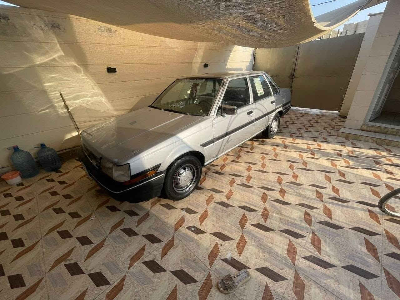 للبيع تويوتا كرونا مديل 1984 سياره جديده كير مكينه صدر تخم تاير تبريد كله على وضع الشركه صبغ جماليه فقط بدون ضربه فقط جراد ومصبوغه السعر 45 وبيهه مجال مكاني واسط قضاء الصويره ***********
