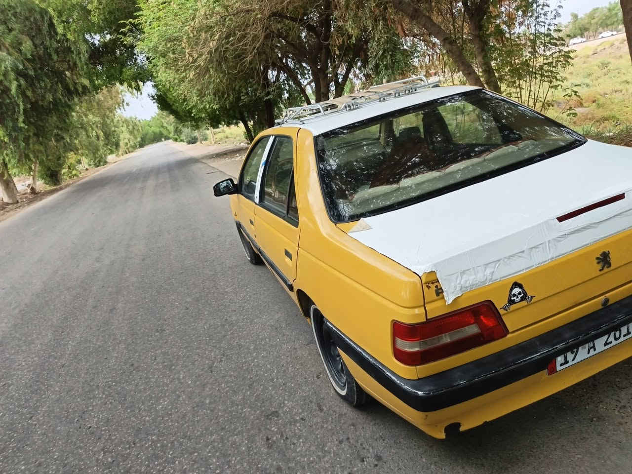 السلام عليكم بيجو أكد للبيع موديل 16 سياره رقم كربلاء دولي باسمي سنويه لل31 مكينه كير حداديه تخم تاير كله جديد مناقصهه برغي بدون ضربه ولاتبديل فقط دواير مصلحات وربع دوس أثر خياس مكاني بابل مركز مدينه ب سعرها30 وبيهه مجال لشراي*********** السياره مصفره هيئه وغرامات
