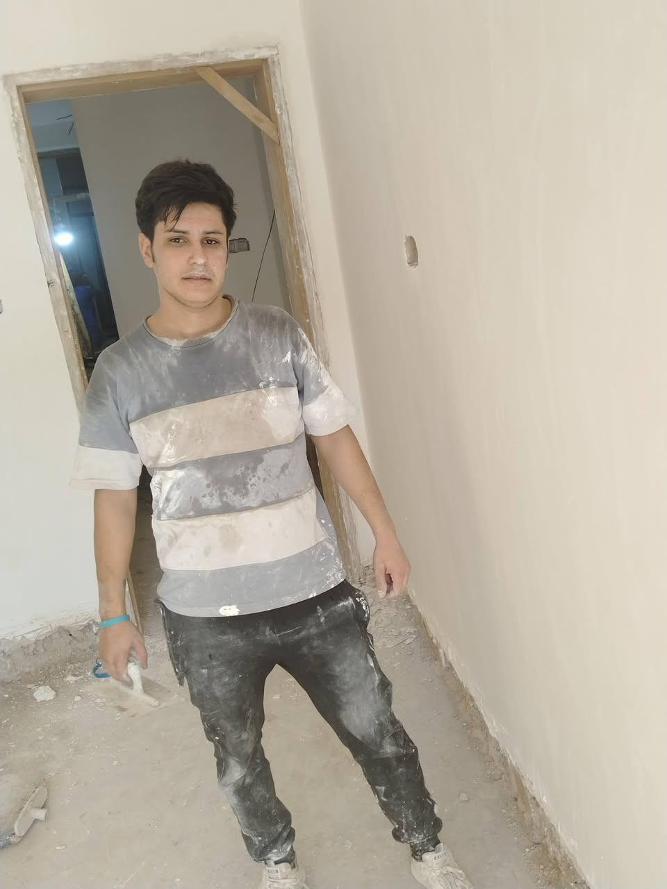 كادر خلفات جص وبورك متفرغ حالي متر ٥الف ونص متفرغ حالي بغداد الرصافه *********** وتساب متواجد#
