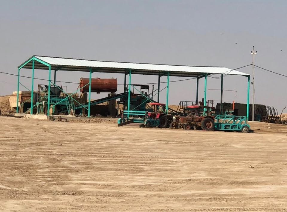 سلام عليكم
معمل طابوك لبيع 
80 دونم 
معمل جاهز
فران جديد 
خط نتاجي جديد 
معمل كامل من كلشي 
‭*********** 
‭***********
