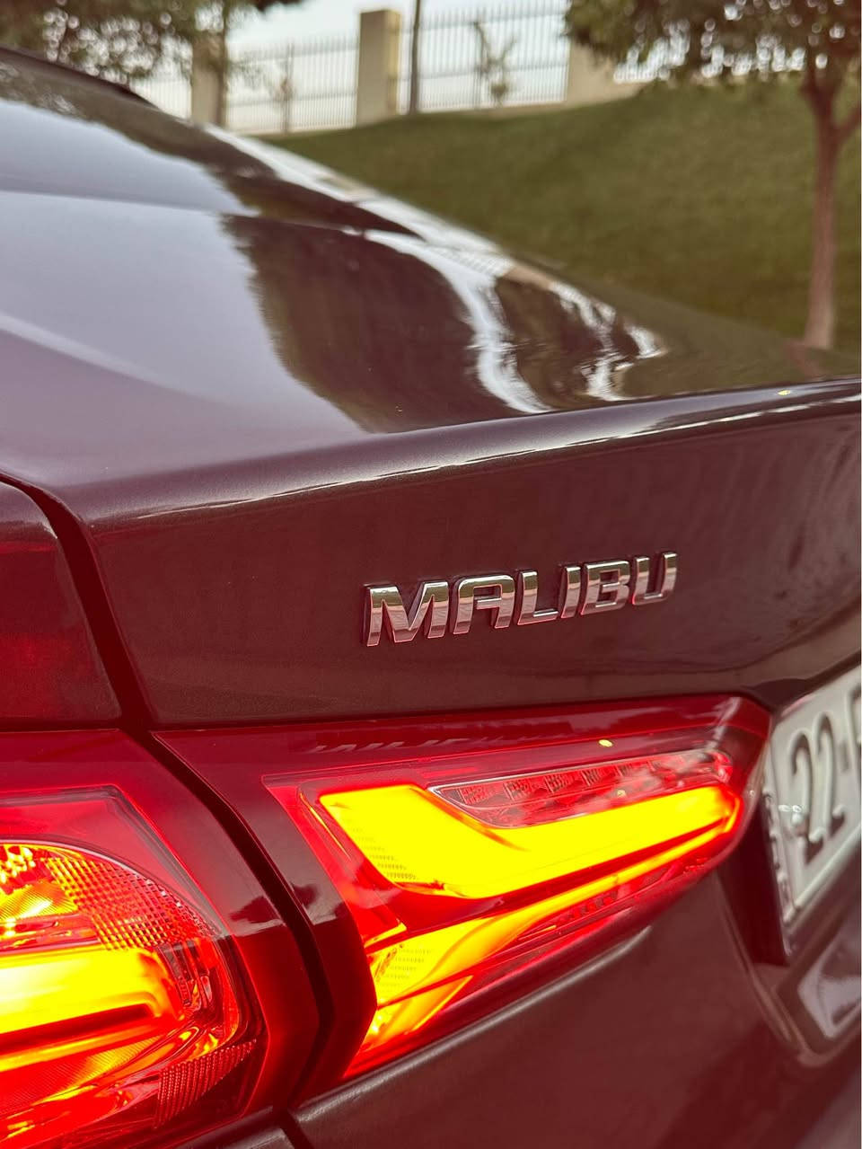بسمالله بەناوی خوای گەورە: کوردی»عربی
Malibu 2018 LT🚗🇺🇸 
مالیبۆ ٢٠١٨ مواسەفات LT
کوشن کارەبا کار پلەی ئۆتۆ ستۆپ کامێرا تەبریت مەرکەزی 
دوای کامل کراوە بە ٢٠٢٤ پڕایمەر دفیوزەری RS بەگلایتەکان ٢٥٠ دۆلارم پێیاوە
 پێشو دوای کەپسە ڕایتەری بیلاد یەک پارچەو یەک پەڵەی بچوکی بۆیاخە یەک پارچەش جەلاتینە بێ ناو گرتن بێ ئێرباگ گێڕو مەکینە بەشەرتی ١٠ فیتەر دەعامی بۆ دەعامی بە شەرت گێڕو مەکینە کەپس نەکراوەتەوە زۆر تازەو جوان ماوەتەوە تەبرید سەلاجە 
سەنەوی تا ٢٠٢٩ تازەیە هەزەی تازەیەو تایەی تازەیە زۆر تازەو جوان ماوەتەوە هەموو جارێک لە شەریکە سێرڤزی بۆکراوە سعری ٨٥ گەڵاو مەجالێکی کەم ١ملیۆن و ٩٨٠ هەزار خەرامەی تیایە دوای مەعامەلە بۆت ئەگەڕێنمەوە هەموو شتێکم نوسیوە تکایە جوان بیخوێنەوە مشتەری بوی ئینجا تەلەفۆن بکە ***********
Viber&watsap:***********

بسم الله الرحمن الرحيم
ماليبو 2018 LT🚗🇺🇸
ماليبو 2018 مواصفات LT
كرسي كهرباء، كاربلاي، أوتوสตوب (Auto Stop)، كاميرا، تكييف مركزي.
الشكل الخلفي محوّل بالكامل إلى 2024 برايمر (Premier)، دفيوزر RS، الإشارات/اللايتات الخلفية كلفة 250 دولار.
الوجهية والخلفية كبس (بلاد)، لايتات بلادية، قطعة واحدة وبقعة صغيرة جداً صبغ، وقطعة واحدة جلاتين بدون وصول للداخل وبدون إيرباج. الجير والمكينة بشرط 10 فيتريّة (ميكانيكيين)، من الدعامية للدعامية بشرط، الجير والمكينة كبس ولم تُفتح أبداً، السيارة جديدة جداً ومحافظ عليها، التكييف ثلاجة.
السنوية جديدة لغاية 2029، الهزة جديدة، الإطارات جديدة، والسيارة بنظافة ممتازة جداً. جميع الصيونات والتغييرات تمت في الشركة.
السعر 85 ورقة مع مجال بسيط. يوجد عليها غرامات بقيمة 1,980,000 دينار، سيتم خصمها لك بعد الاتفاق.
لقد كتبت جميع التفاصيل، يرجى القراءة بتمعن، وإذا كنت خرياط/مشتري جاد اتصل:
***********
‏Viber & WhatsApp: *********** السليمانية, العراق
