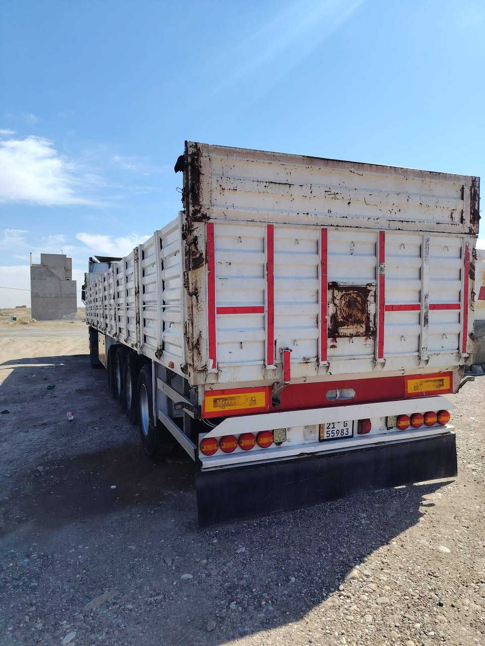 موديل 2005 حجم 1846 جامبو بودي اربع محاور روعه تسجيل جديد /2026/7/27 طخم تاير سياره من جوا الشغل ***********/***********

نص مكتوب في الصور:
- w.TruckStore.com