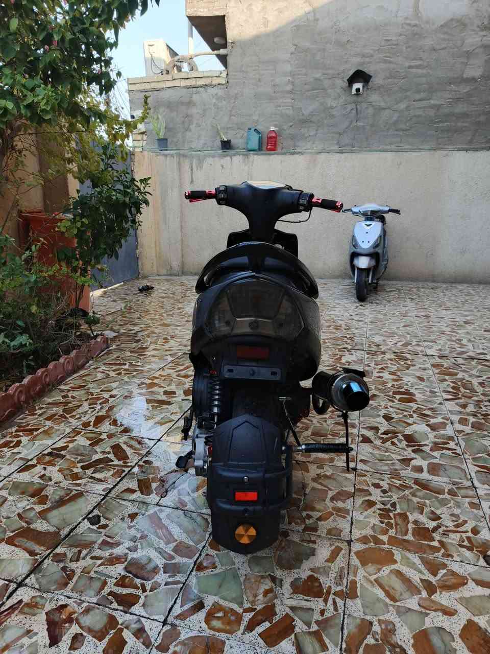 (السلام عليكم) 🏍️㊗️🇯🇵
الدراجتين للبيع العدله بيها ترتيبات مثل صالنسر رياضي حلزوني وسلف ار جي اس ترتيبات جانبيه بسيطه الدراجه كامله مكمله ما ابيها اي نقص سعرها (750) وبيها مجال بسيط حق الجي 
ّ
والماكس المنغولي كلها على وضعيه اليابان ما ملعوب بها اي شيء ظفيرتها كفراتها سواداتها يابانيات ما عدا الصناصر رياضيه طالعه من المعرض بنهايه الشهر الثاني 2026 سعرها (750) وبها مجال بسيط حق الجيه
ٓ
العنوان كربلاء الحر رقم الهاتف للتواصل متواجد واتساب والرصيد :- (***********)
ِ
اللي يدور نطايح لا يراسلني خليه يعبر المنشور ما يفيده 
ٍ
🏍️㊗️🇯🇵
