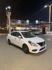 صني ٢٠٢١ • ١٠٠٠٠٠ كم • بدون صبغ