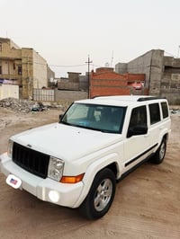 كوماندر ٢٠٠٧ • ٦ سلندر ٣٧٠٠ • رقم نجف مميز