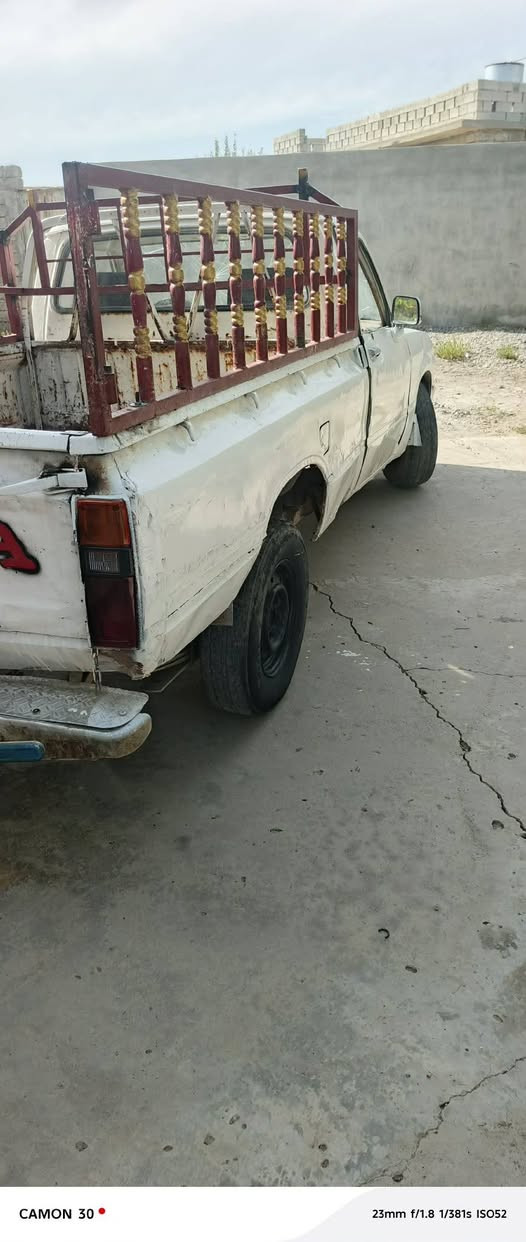 بكم 80 صلاح الدين وكاله وتحويل بريك دسك صدرنظيف نشاط فول محرك لاستيك ولف السعر 15 وبيها مجال  قليل المكان الشركاط الشيخ حمد***********
