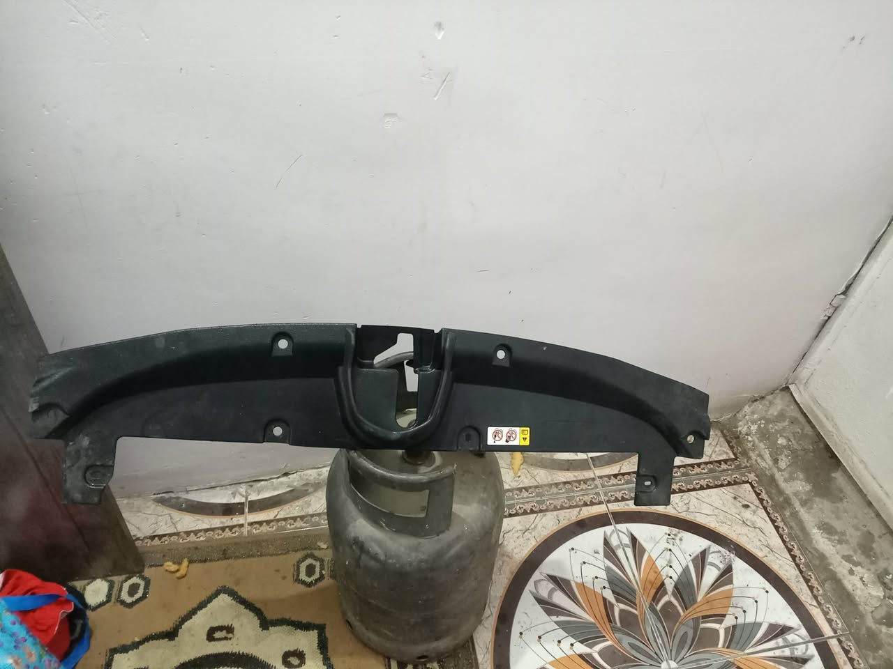 كورلا • وارد امريكي • شباج مكسور