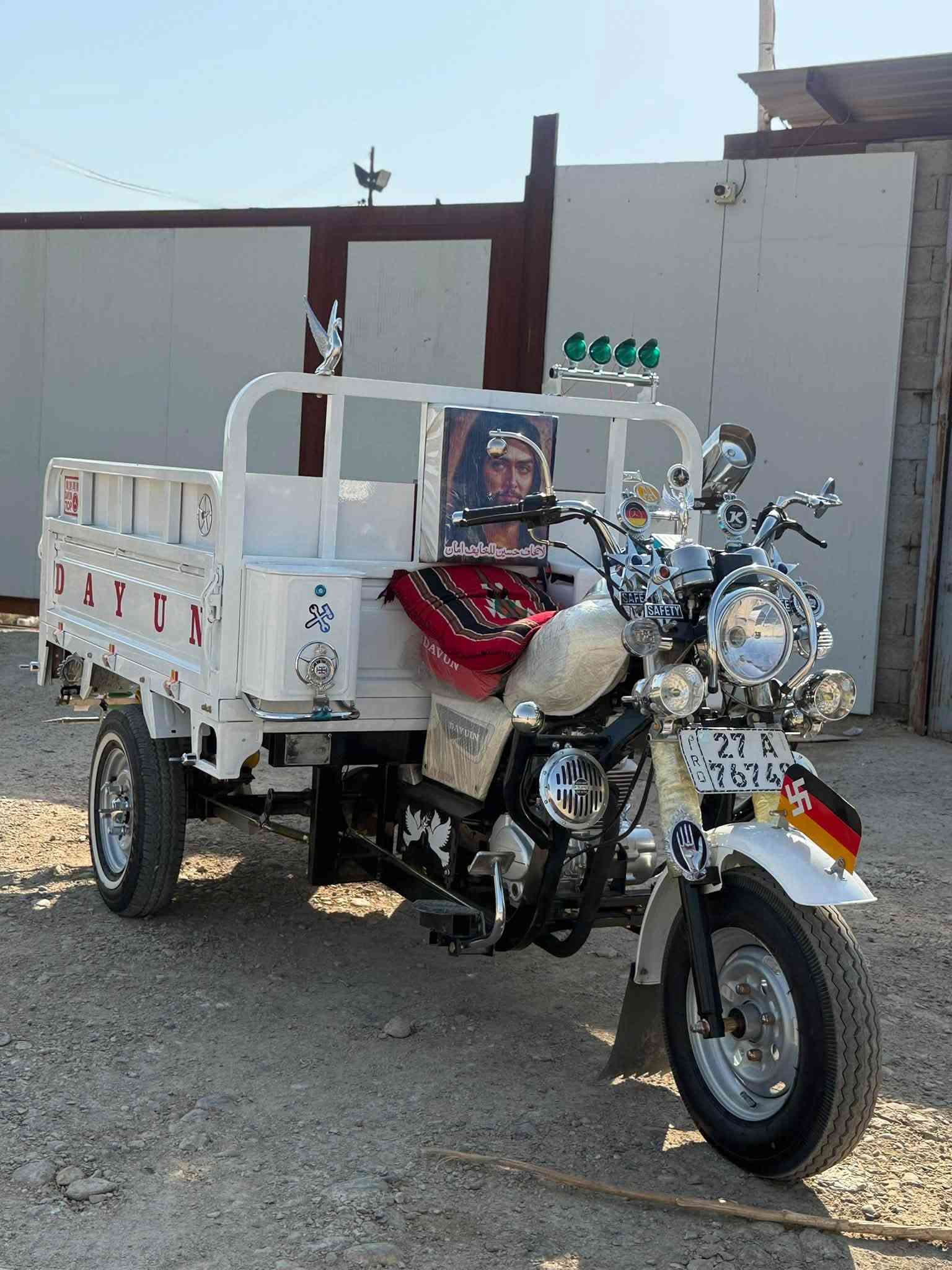 البيع 20رقم ثاني يوم مداور شراي جناي يعرف سعره شراي خابرني *********** كفاله عامه صالي خمس تيام من عمرته
