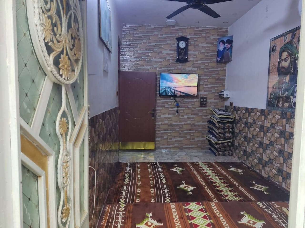 بيت للبيع قاط واحد
مساحة ٨٥ متر
٤متر ونص الواجهة
١٦ متر النزال
العنوان الكمالية البستان 
الاتصال على الرقم 
***********
