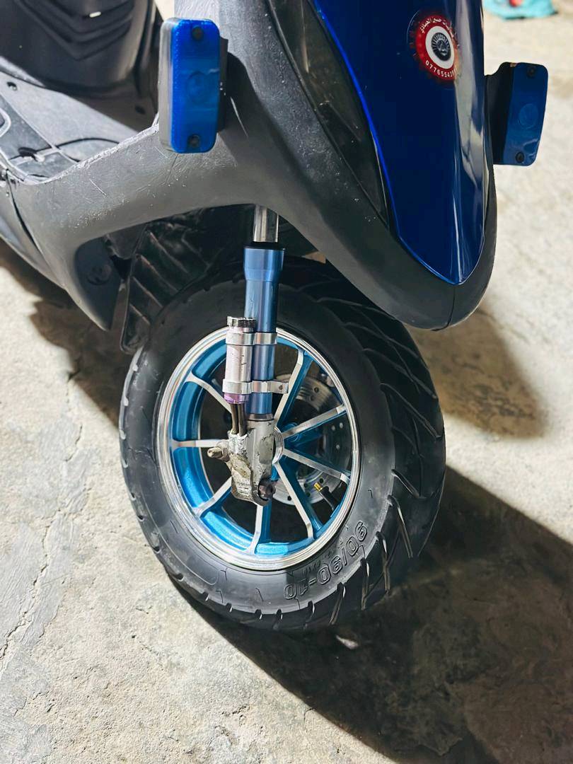 سلام عليكم 👋
ماكس عدله جديده للبيع🏍️
بلاديه محرك ما مفتوح ابد👉
الدراجه ملاح مفوله كله ملاح🤗
سلف رياضي 
دبلات رياضي 
صالنصه رياضي 
زوج تايرات جدد🛞
لايت زنون عالي ناصي 🏮
وياله رياضي الاصلي ابو الختم🛞
الدراجه شغاله سلف هندر 
بس الكفرات نص تجاري ولباقي اصلي
العنوان البلديات 
السعر 650الف وبيها مجال 
☎️رقمي واتساب ***********
