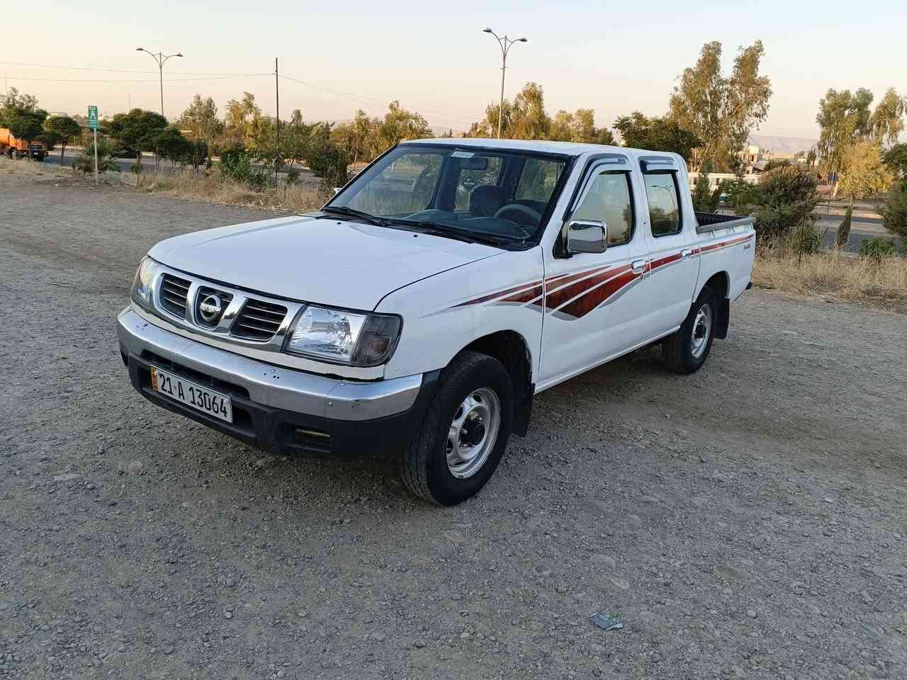 نیسان مۆدێل 2001 تەبرید پاوەر رەقەم سلێمانی تەحویل ئەسڵی سەنەوی تا 2029مانگی 7 تازەیە بەناوخۆمانەوەیە  بێ دەعام بێ لێ دراو پەلە پەلە بۆیاخی هەیە چوار تایە تازە لەژێرە  تەبریدی سارد لە سەر سویچ نمونە لە جوانی نمونە لە پاکی  ناوە بۆ باخە ی لۆکی لەسەرە هەر چوار دەرگای کراوەتە مەرکە زی مەکینە گێر ئە کسل شانسی تە حویل وەکالە خەرامە هەموی بەشەرت سعری. 74 . گەلاو کەمێک مەجال. شوێن چەمچەمال. ***********.              ***********
