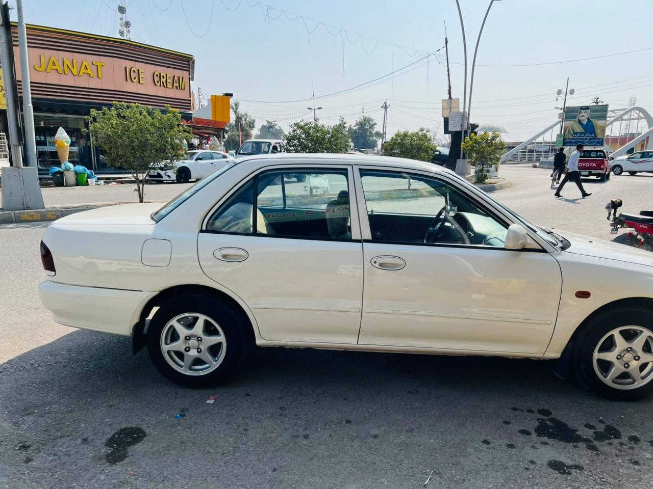 بروتون ٢٠٠٤ • مسجل باسمي • رقم دولي