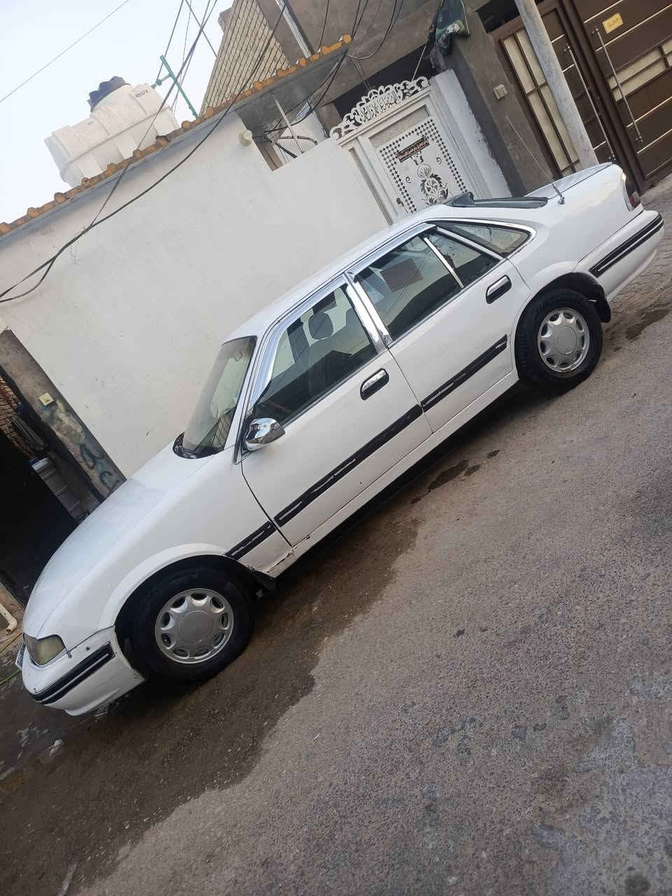 السلام عليكم برنس للبيع موديل 95 رقم كربلاء الماني كير اوتوماتيك سنوية ساقطة و سيارة حلوة محرك قوي وبريك ممتاز و عليها غرامة ٢٠٠ تنزل من السعر و سعرها ٢٥ ورقة و مكانها نجف و المالك في كربلاء و موجود وجاهز للمداور بأي وقت ***********

