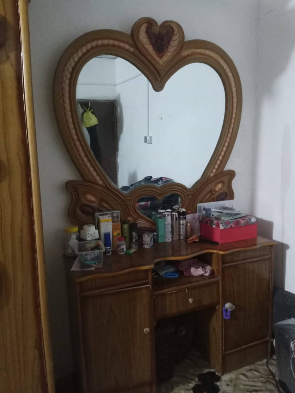 غرفت نوم للبيع
نضافه 90/ بل / 100
سعر 500 وبيه مجال
مبايل ***********
بي واتساب كوفه كراكيه
