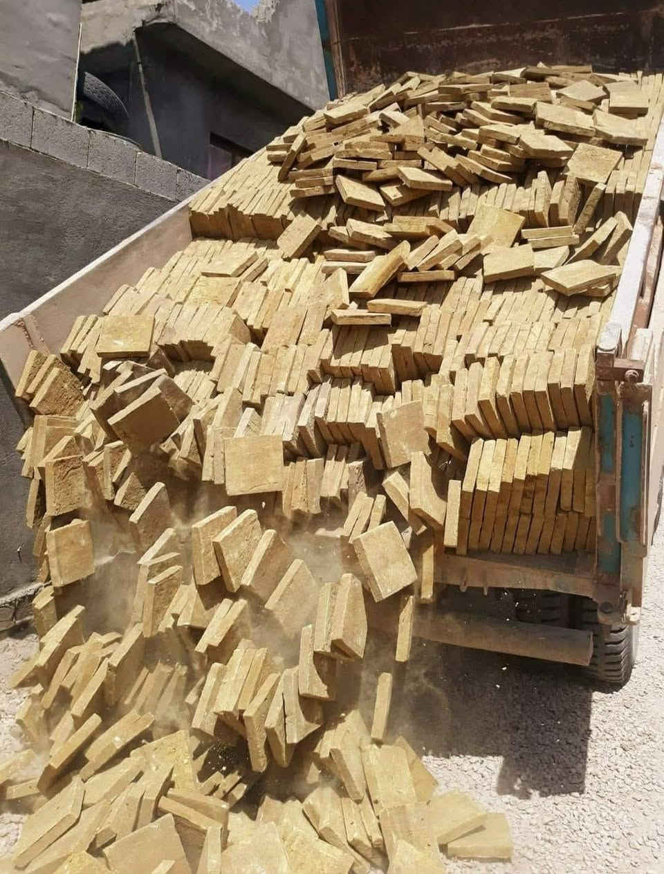السلام عليكم،  يتوفر لدينا أجود انواع الفرشي الخضراوي مع خدمة توصيل الى جميع المحافظات ، الطلب يصلك حسب الحجز مسبوق بشرط النوعية وان وجد اختلاف يمكن رفض الطلب ..
للحجز الاتصال على الارقام : *********** ------ ***********
