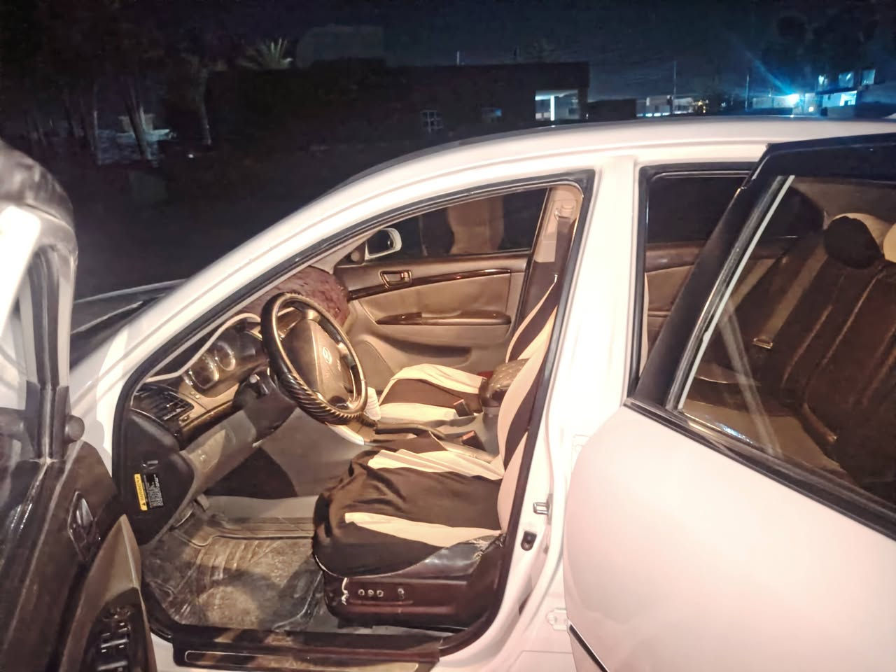 سونتا للبيع محرك 2400 خليجي مكلف بل انشر  الاتصل هذا رقم صاحب سيارة ***********
