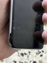 هونر 7x • ٢٥٦ • شاشة مشققة