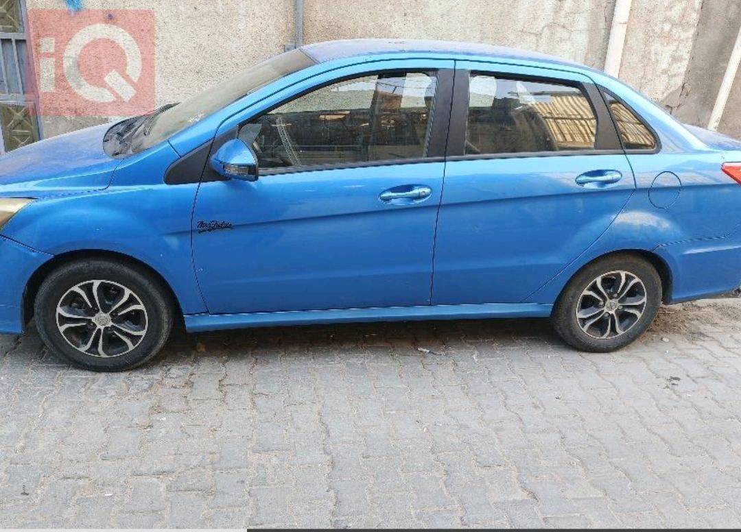 بايك 
2019الموديل 
ماشياه 25
4راكب 
الرقم ***********