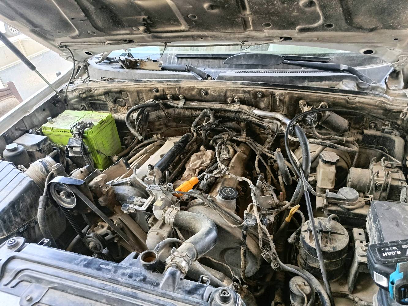 فيتر وكهربائي متنقل في النجف زيدالشريس تصال وتساب*********** وضواحيها . تبديل فيتبم . تبديل مراوح . تبديل جوين . خدمات متوفرة 24 ساعة . الاتصال 
سيارتك_عاطلة بالشارع.
#سيارتك_عاطلة باب البيت.
طالع بسيارتك وفجئة #طفت_بيك وتحيرت.
#كهربائي_سيارات متجول لصيانة السيارات العاطلة في #النجف_الاشرف 
#كهربائي سيارات فني متمرس.فيتر متمرس
 عطل السيارة.
 غيار اساسية متوفرة.
قطع غيار اصلية.
جودة واتقان في العمل.
 السيارات الحديثة وفحص السيارات بأحدث اجهزة الوكالة 
تبديل فيتبم
تبديل جوين
تبديل باتري
تبديل دسكات
تبديل بنكات 
تبديل راديترزيدالشريس تصال وتساب ***********