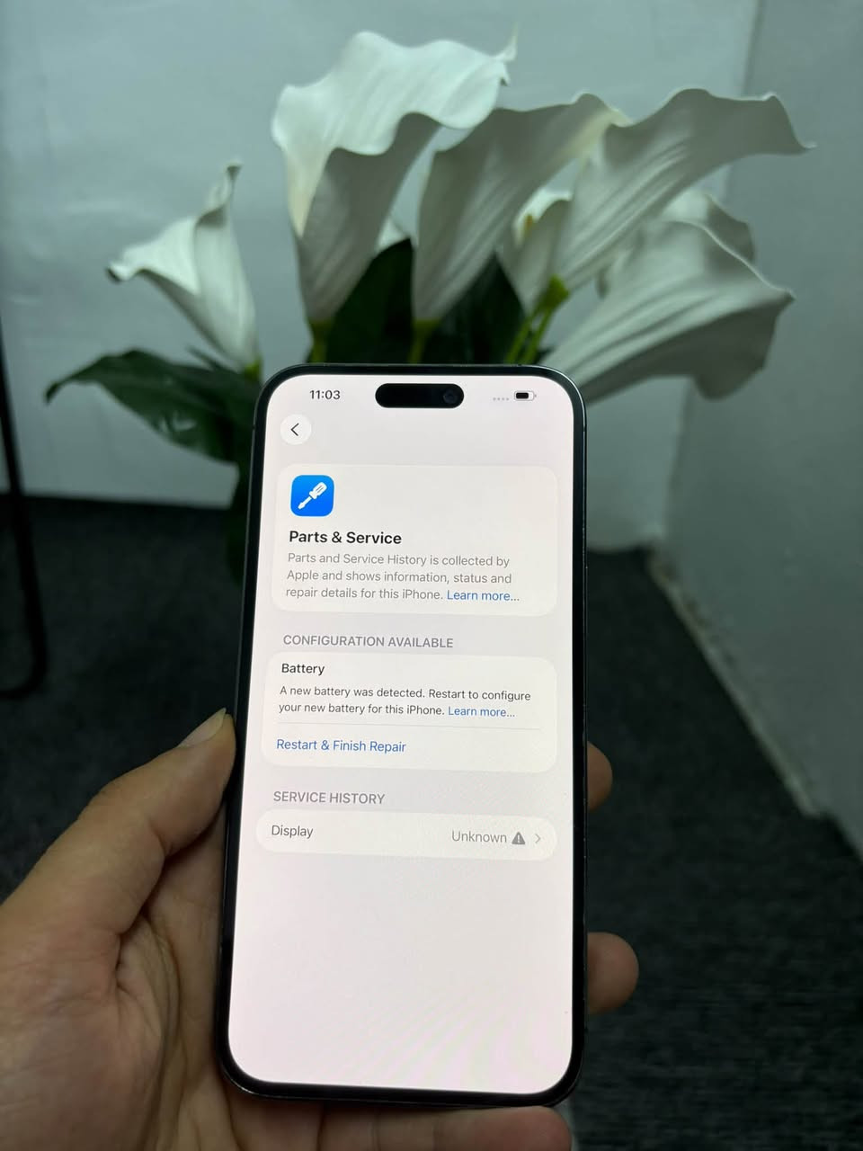 Iphone 14 pro max💜
ئایفۆن ١٤ پڕۆ ماکس💜
٢٥٦ گیگا 
١ سیم-ئیسیم 
پاتری و شاشەی بە شتی زۆر ئەسل گۆڕاوە 
موبایلەکە هیچ کێشەیەکی نیە بە زەمانی هەمووشت دەی فرۆشم  
نرخی ٥٣٠ هەزار 
شوێن هەولێر 
گەیاندنم نیە 
Tel: 750 3922010

نص مكتوب في الصور:
- 11:03 Parts & Service Parts and Service History is collected by Apple and shows information, status and repair details for this iPhone. Learn more... CONFIGURATION AVAILABLE Battery A new battery was detected. Restart to configure your new battery for this iPhone. Learn more... Restart & Finish Repair SERVICE HISTORY Display Unknown