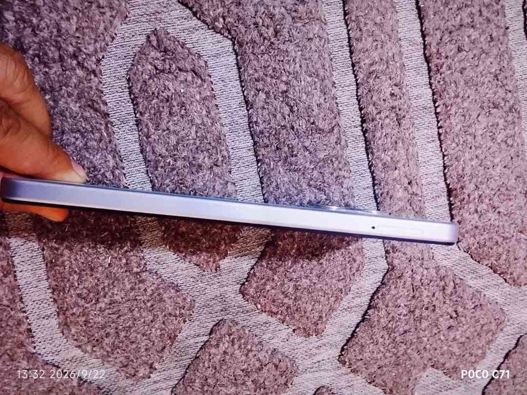 تكنو ذاكره256
جهاز نضيف كلش 
كارتونته ويا 
مدينه الصدر
***********وتساب
قفل100

نص مكتوب في الصور:
- 13:32 2026/9/22 POCO C71
- 13:33 2026/9/22 POCO C71
