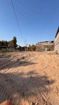 مهيجران • ٣٠٠م • واجهة ١٥م