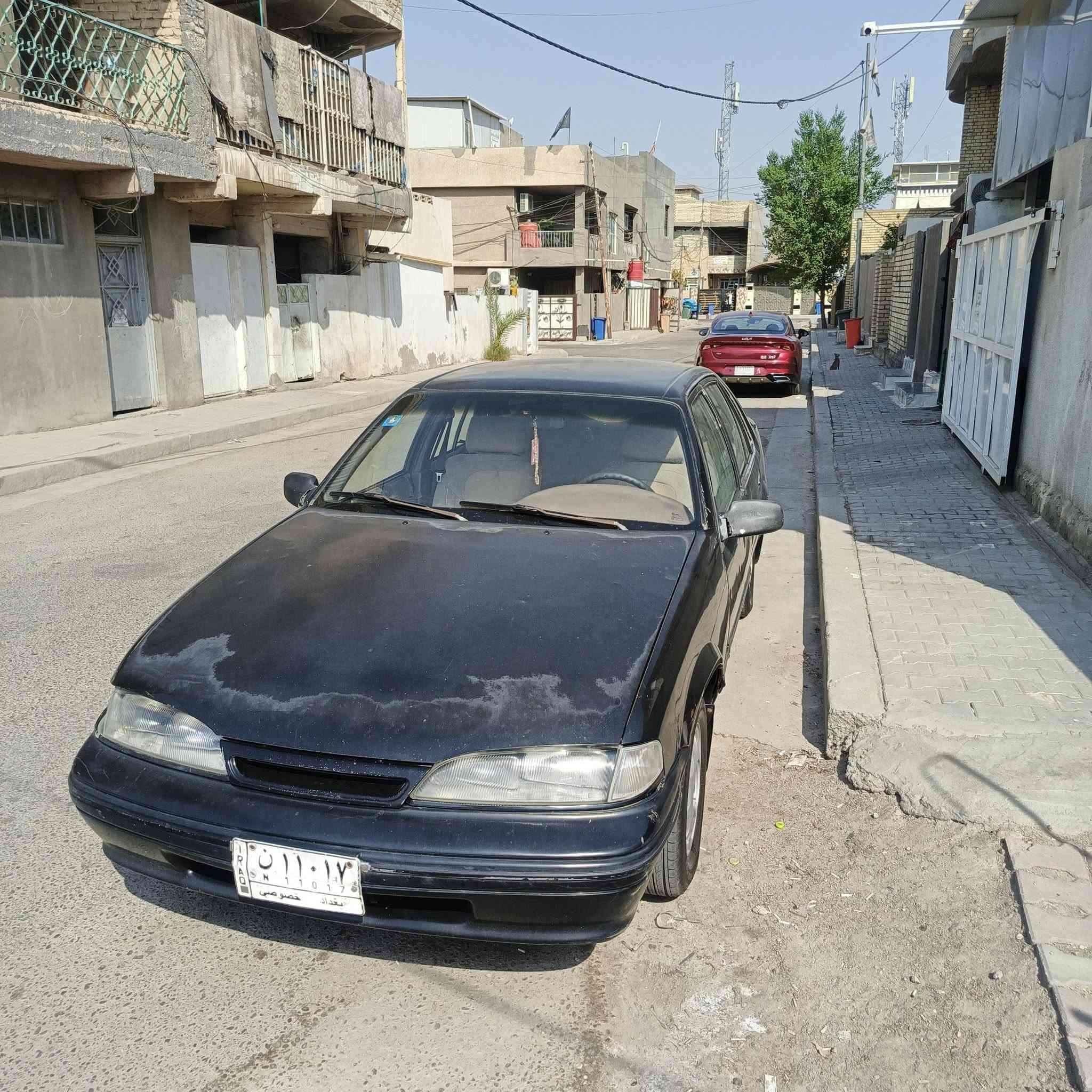 بسم الله الرحمن الرحيم
دايو برنس موديل 1995 رقم بغداد باسمي تحويل مباشر سنويه لل29 
السياره بلاديه على وضعها 
كير عادي 
مكينه بيها تنقيص قليل 
تخم تاير وصدر امامي خلفي جديد وجامه اماميه جديده 
مكان السياره بغداد 
السعر 30 وبيها مجال 
للاستفسار 
***********
