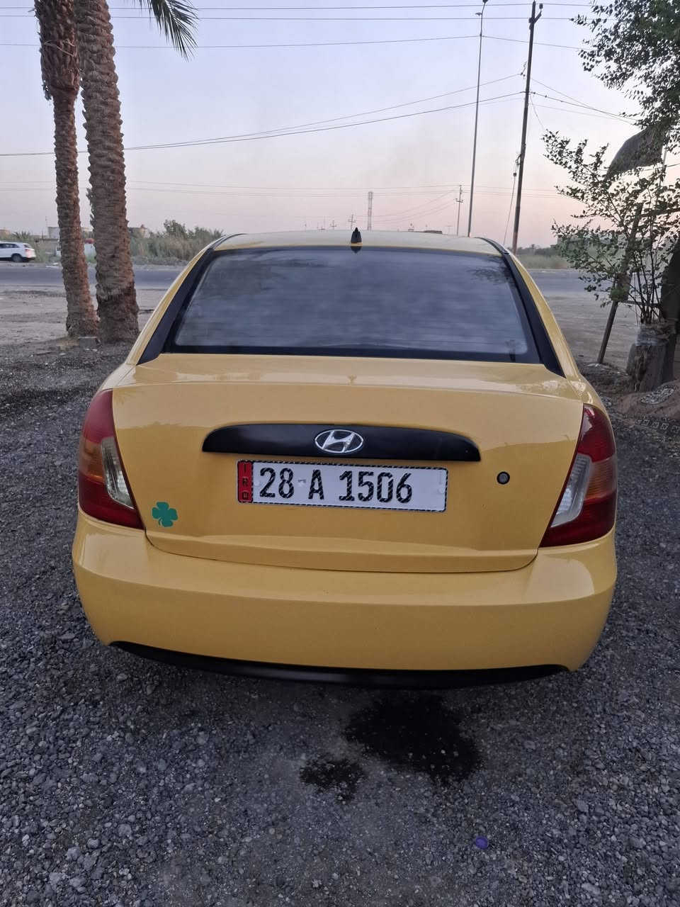 السلام عليكم اكسنت للبيع موديل ٢٠٠٧ مكفوله 
سياره جاهزه من كلشي مكينه كير حداديه 
تخم تاير تبريد كله جديد  رقم النجف بسمي 
مصفره الهيئة والغرامات صفر سنويه جديده 
خليجي داخل بيجي  مكان السياره الديوانيه 
السعر ٧٠ وبيه مجال والشراي بي خير ويدلل 
رقم الموبايل  ***********// ***********
