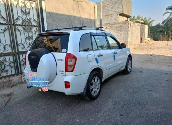 تيكو موديل ٢٠١٣ 
گير أوتوماتيك 
حدادية جديدة
تبريد شغال 
رقم قادسية
مكاني البصرة / الطويسة 
تحويل مباشر 
السعر ٣٥ 
‏‭***********

نص مكتوب في الصور:
- Happy Birthday