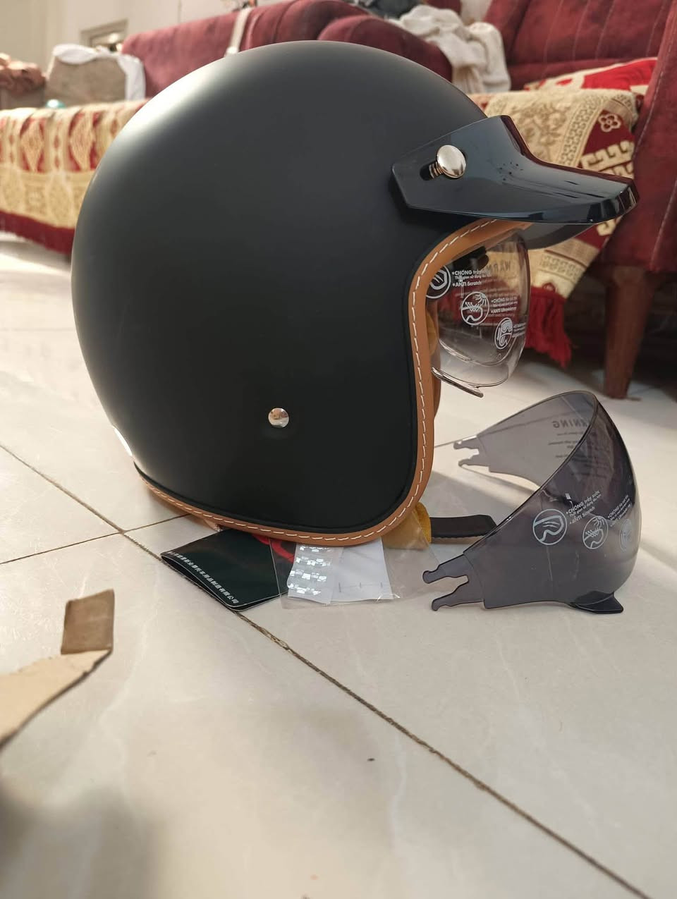 خوذة جديدة • اصلي • خفيفة الوزن