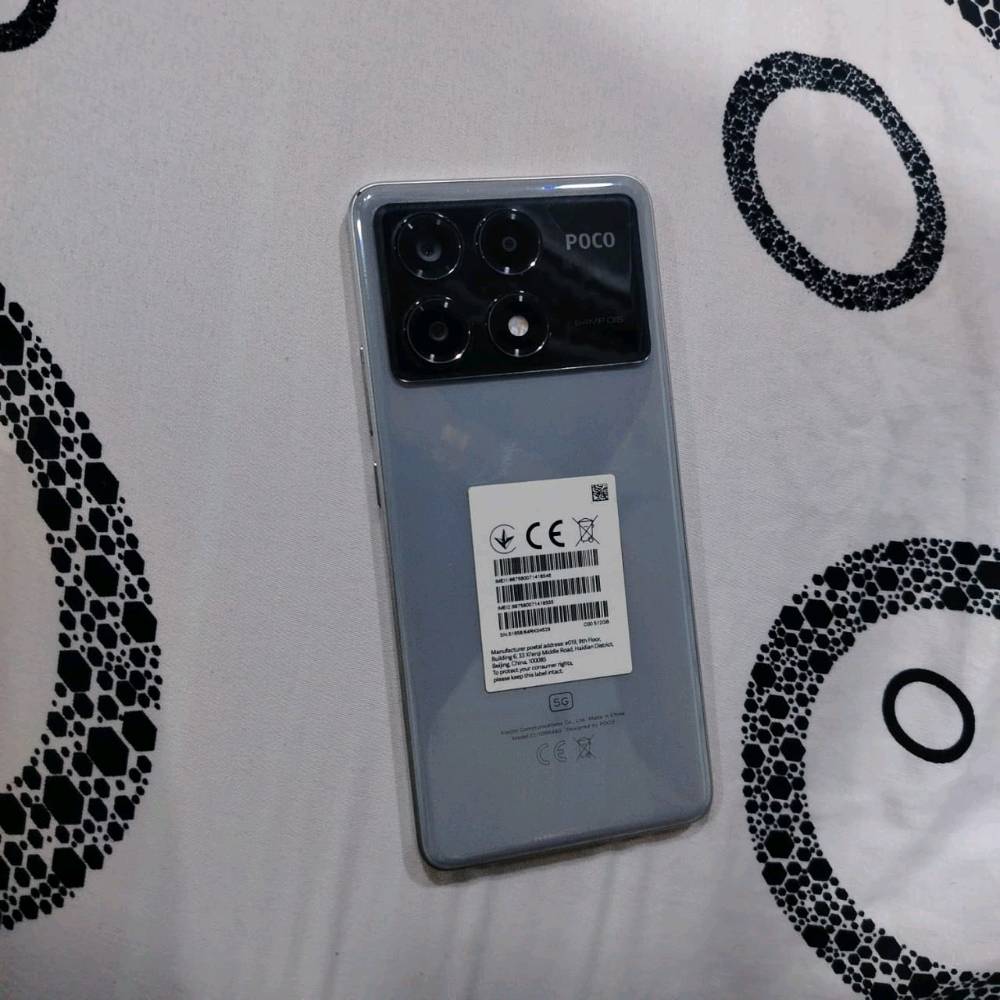 تلفون: POCO F6 pro5G

السعر:300,000دينار
كامل ملحقات
اضرار:فقط فطر في الشاشه 
محافضه :بغداد حي القاهره