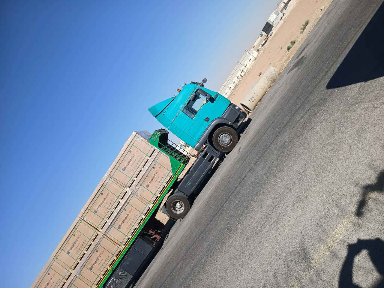 سلام عليكم مان للبيع موديل 2004 حجم المكينه 410
كير مكينه شاصي كفاله تخم تاير سياره حلو مربوطه جوانب متحركه مكان السياره الفلوجه 
علماً اني مكلف بلنشر رقم صاحب السيارة ***********
