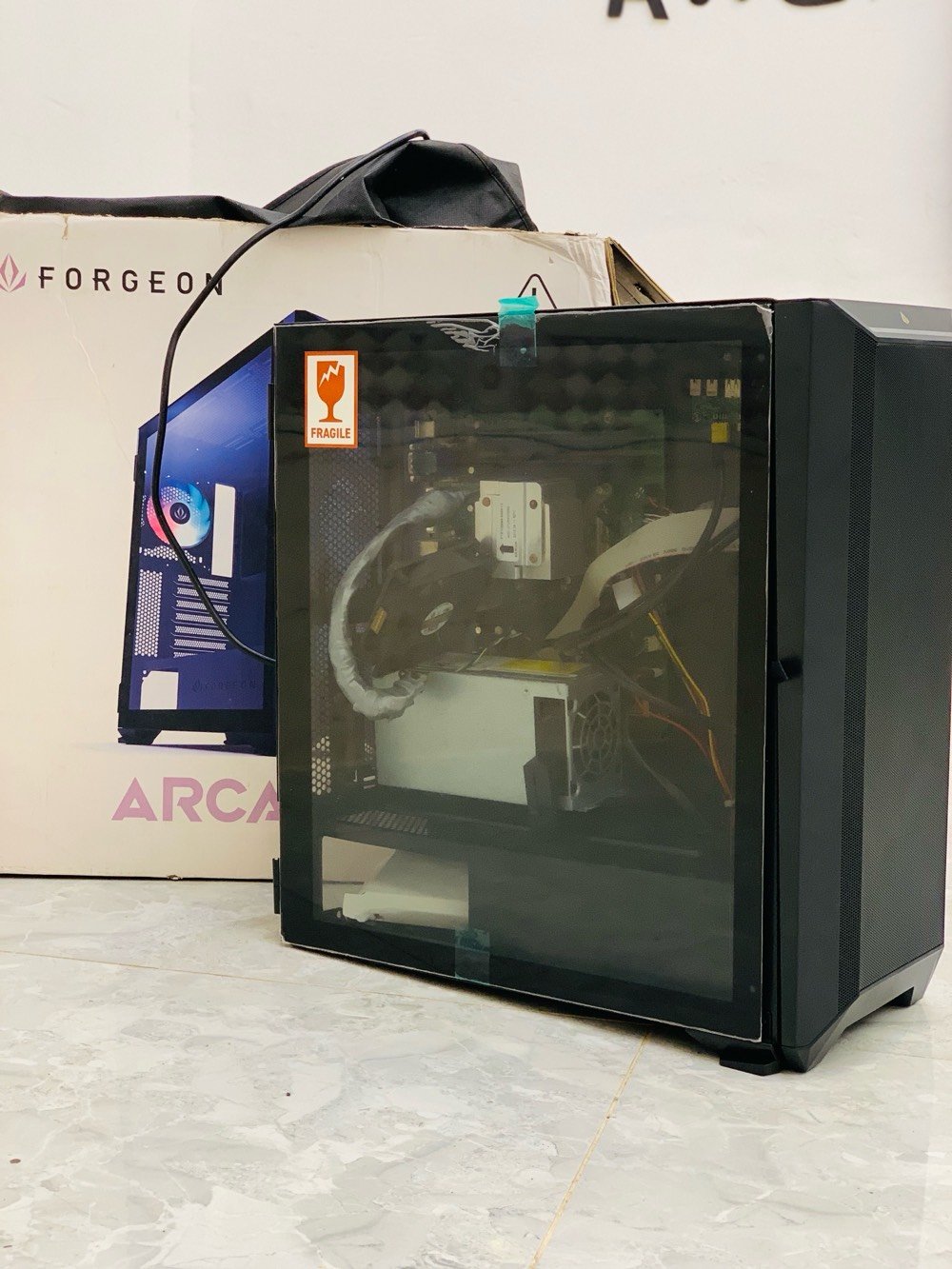 السلام عليكم

تجميعه للبيع 

كيس المعالج CPU Core جيل الثالث i3

الذاكره/4GB

الهارد/HHD500GB

اللوحة الأم (Motherboard): أصلية ومدمجة تدعم المعالجات القوية وتدعم جميع الالعاب 
السعر💸120وبيها مجال ***********