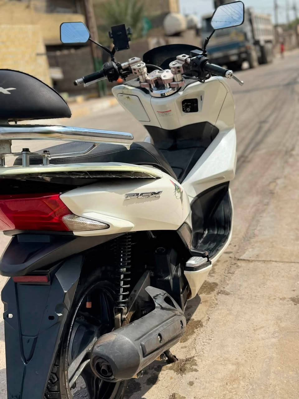 دراجه pcx جيل الثاني ماشيه 35
ياباني jf ✅
محرك 125
حساس ازدحام ستاند كهرباء ✅
الدراجه مكفوله مكينه ناعمه صوت مابيها ✅
جيب فيتر وتعال اخذها من باب البيت

سعرها 15 وبيها مجال قليل مكاني حي النصر ***********
