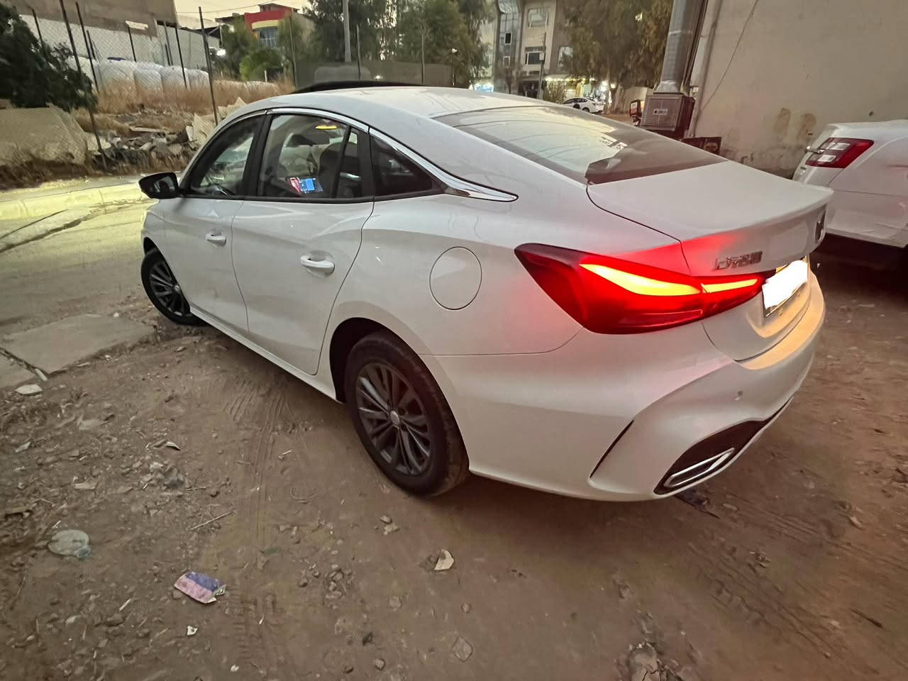 Mg gt 2025 
فول مواسەفات 
شاشە ئەکتیڤ 
بۆیاخ  تەنک 
1 چال لە دۆسەکەی هەیە 
10 km 
***********
