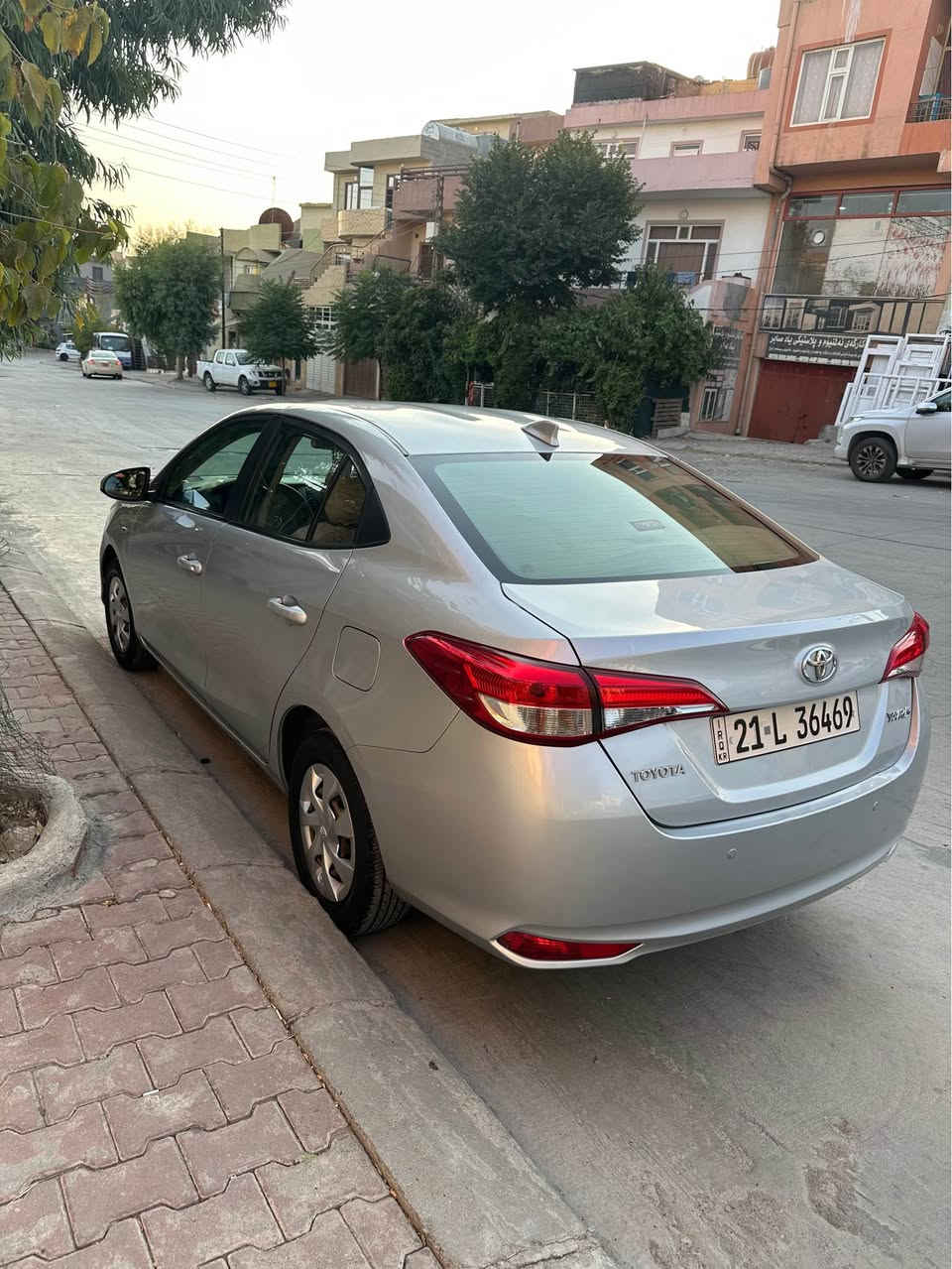 یارس ٢٠٢١ بێ بۆیاخ ١١٤هەزار رۆشتوە مەکینە گەورە تەحدید سورعە  ٤جام کارەبا حاسەی دواوەی هەیە
ئاوێنە شەفت تازە رۆنی گێر و پلاکی گۆراوە تاقم کوشن و گاعی سەر دۆسەی بۆ دانراوە پاک و بێ مەسرەف ١٣٥ گەڵاو مەعامەلە سەنەوی بە ناوی خۆمەوەیە تەحویل و خرامەی بە شەرت 
*********** السليمانية, العراق
