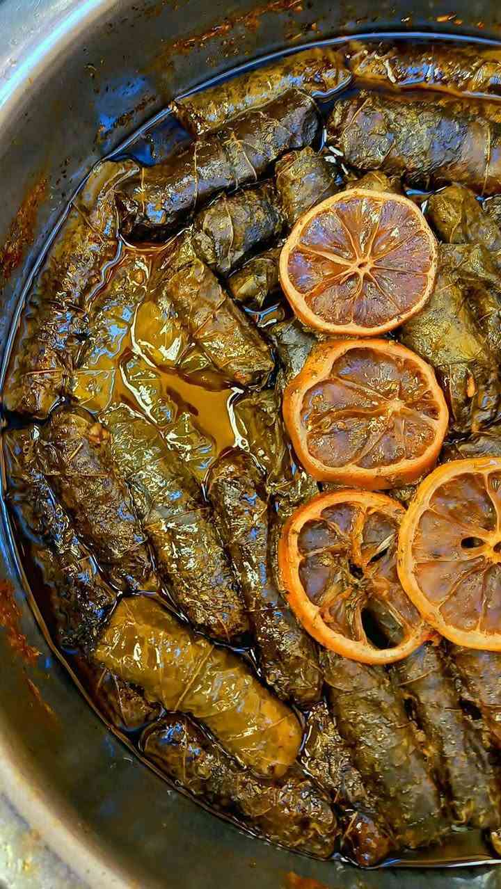 دولمه دجاج • نفرات للغدا • حجز خاص