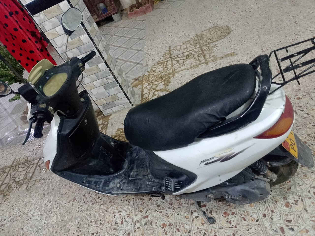 سلام عليكم دراجه للبيع بلاديه ما مفتوحه نضيفه المكان بابل ناحية النيل ***********
