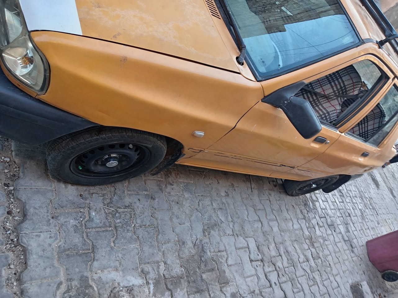 للبيع مديل 15 باسمي رقم جديد مكنها بغداد الجديدة للتصال وتفاصيل ***********.. تحياتي
