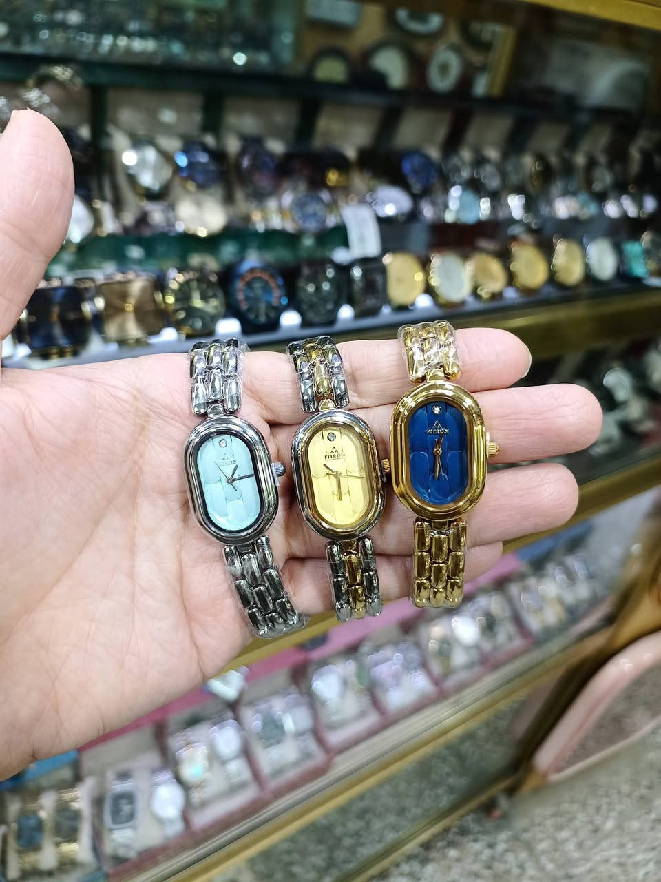 ساعات نسائية  اصلي متنوعة 😍
💕💕💕 💕💕💕
🌺الوكيل المعتمد لشركه🌹
🌺🌺 SANTA.BARBARA.POLO🌺🌺
🌷في محافظه القادسيه🌷
🌹وتربروف مقاومه للماء🌹
💐سير حديد   الأصلي 💐
😘طلاءثابت 100٪  😘
🤩الجامه زفير ضدالخدش والصدء🤩
تصلك الساعه مع كافه الملحقات الاصليه 
🤗ضمان 2سنه  حقيقي من تاريخ الشراء
مستعدون لعمل الطلبيه حسب الطلب
  🌷توجد موديلات وتصاميم حديثه🌷
 🌺زورونا ستجدون كل ماهو جديد🌺
لمعرفه الأسعار 
 الاتصال على الرقم فايبر واتس اب...
*********** سيد عمار
 *********** محمد مهدي 
يوجد توصيل  جميع محافظات العراق(5000) 
           مجمع عالم الساعات 
       الديوانيه السوق الكبير 
      محمدعبدالرزاق الخضري
