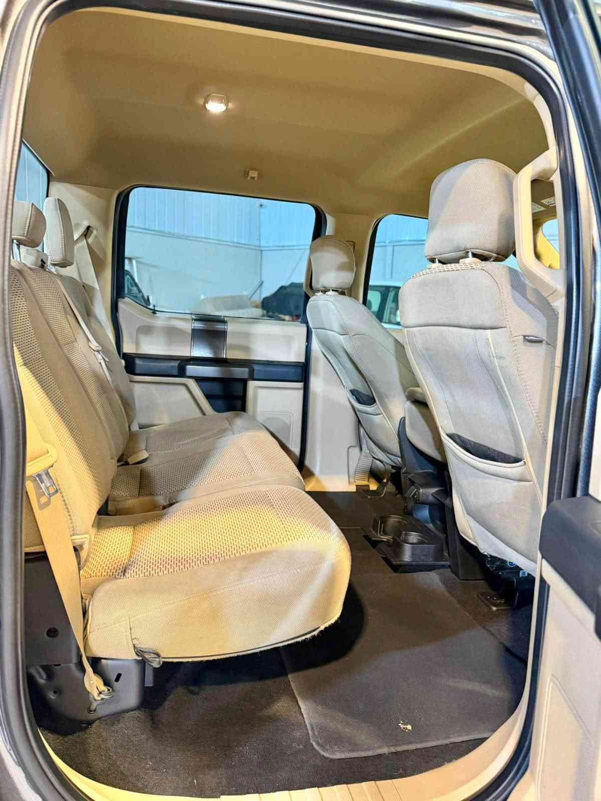 بسم الله الرحمن الرحيم 

ارخص سعر كل عراق  208$ ورقة  قفل🔏🔥🔥👋🏻👋🏻

‏ FORD F150 XLT 2019
◽️فؤرد F150 مواصفات XLT موديل 2019
مواصفات خليجي وكالة شريكة القاصد ✅
فور ويل ( دفع رباعي ) 4X4
بودي قصير باب كبير مرغوب
لون نفطي

◽️محرك  V8 5.0L  تمانية سلندر  محرك مرغوب 🔥
🔹گير  10 نمره مرغوب 🔥✅
🔹گير و محرك بشرط ✅
🔹ماشية ( 65 ) الف حقيقي بشرط
🔹سيارة جديد مثل شريكة 

◽️سيارة كلين تايتل وكالة شريكة القاصد📦
🔹سيارة دعامي للدعامي مكفولة كفالة عامة شرط✅

🔹سيارة داخل و خارج كل جديد نفس بيلادي📦
🔹بيها اتنين سويج بيلادي و كتلوك كل موجود📦✅

◽️مواصفات XLT 
(   فور ويل . داخل بيجي . شاشه كبير . كاميرا . تشغيل عن بعد  .  اوتو ستار ستوپ . كشن تتفيئة  - كشنات كهربا . سكليتر كهربا . تبريد مركزي . بريك بصمة  . داخل بدي ليد . ڤوليوم . تحديد سورعة . لايت زينون . يدة نيكل . ويل بيلادي نيكل. بعد هواي مواصفات )

◽️محرك كير  بشرط ✅
سياره حيل نظيفه كلشي علي بلاد لوك
بسميً السنويه بشرط تحويل و خرامه
سياره مابيها دينار مصرف كامل من كل نواحي

◽️نظافه ١٠٠٪؜ كامل سيرفس بدون نقص و بدون مصرف سياره اي نقص مابيها 
4 أيطارات جديدة ويل تحتها 
تاير و ويل بيلادي شريكه 

نفسي يوم /تحويل و كاله حاظر
مكان / داخل سليمانيه🌆

◽️سعر _ 
◽️موبايل / السليمانية, العراق
